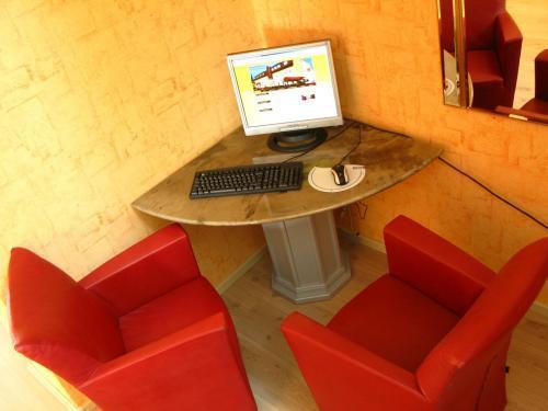 Hotel 4 Hufen Grossziethen Luaran gambar